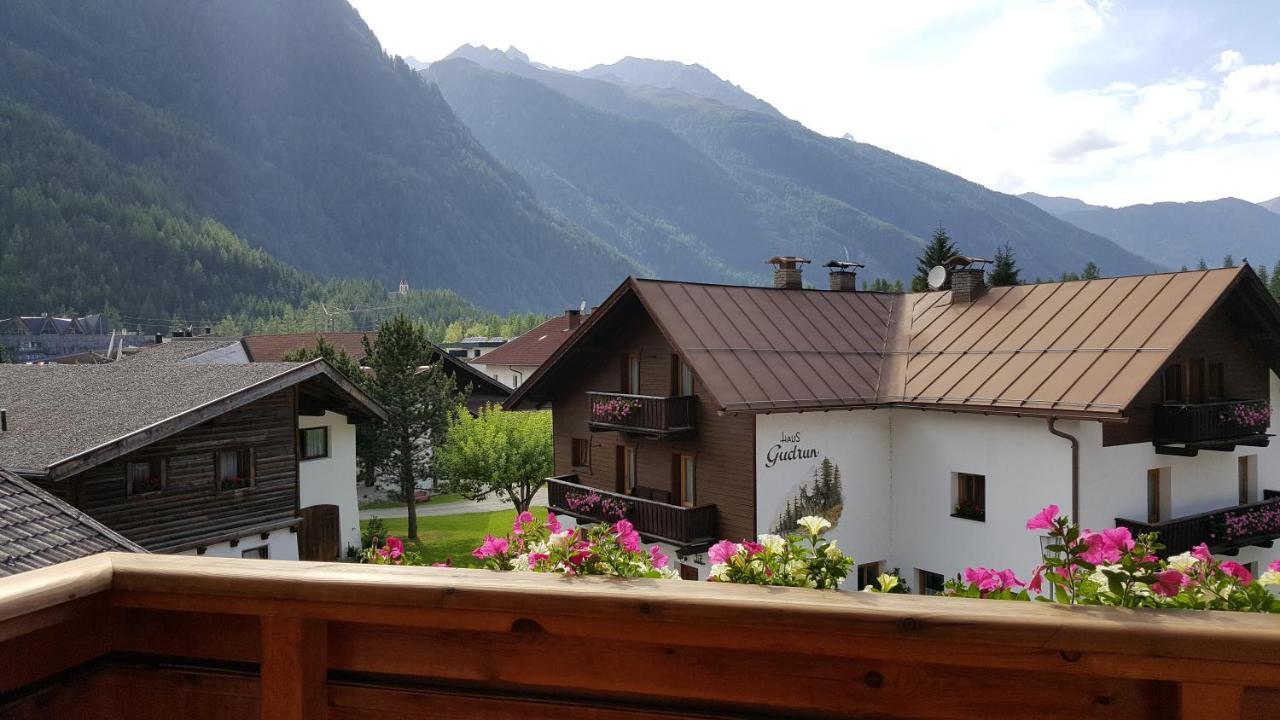 Ondres'N Hof Hotell Längenfeld Exteriör bild